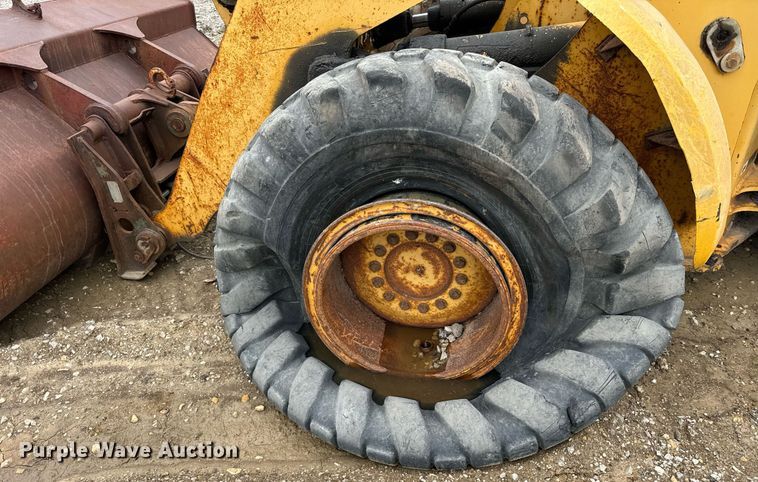 image for item DT2018 John Deere  544H wheel loader