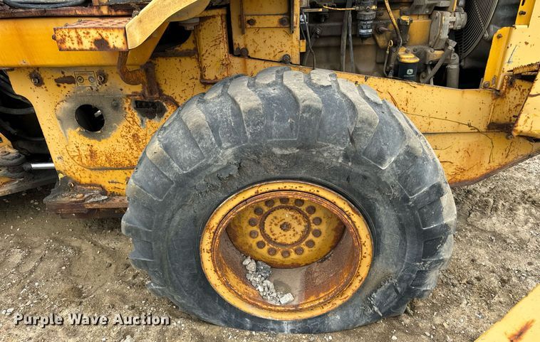 image for item DT2018 John Deere  544H wheel loader