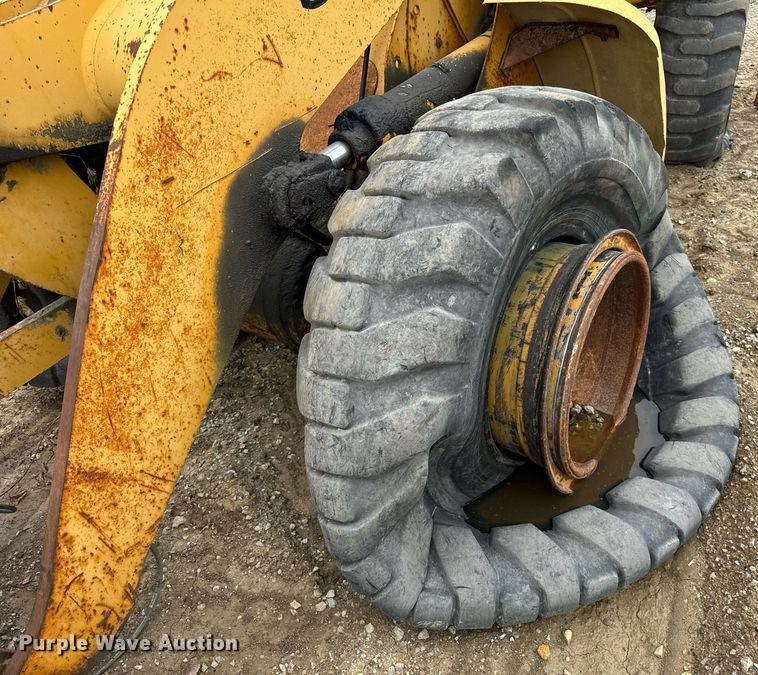 image for item DT2018 John Deere  544H wheel loader