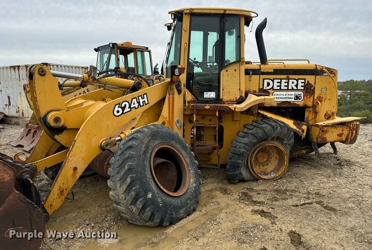 image for item DT2019 John Deere 624H wheel loader