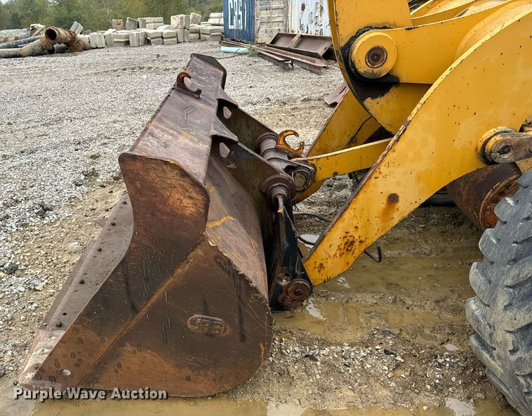 image for item DT2019 John Deere 624H wheel loader