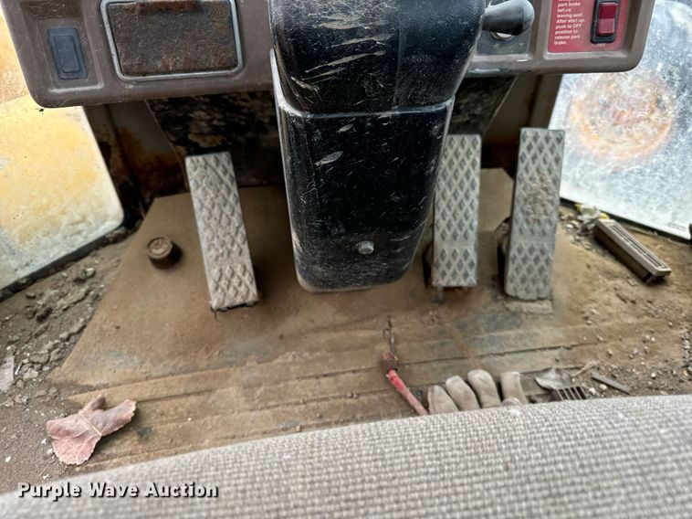 image for item DT2019 John Deere 624H wheel loader