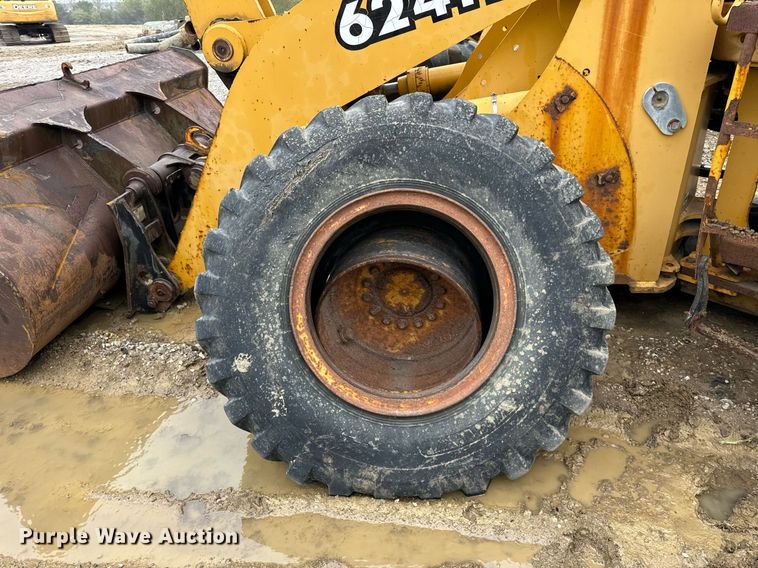 image for item DT2019 John Deere 624H wheel loader