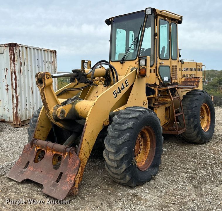 image for item DT2020 1988 John Deere 544E wheel loader