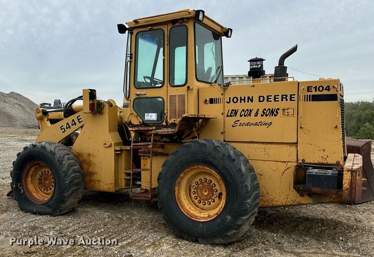 image for item DT2020 1988 John Deere 544E wheel loader