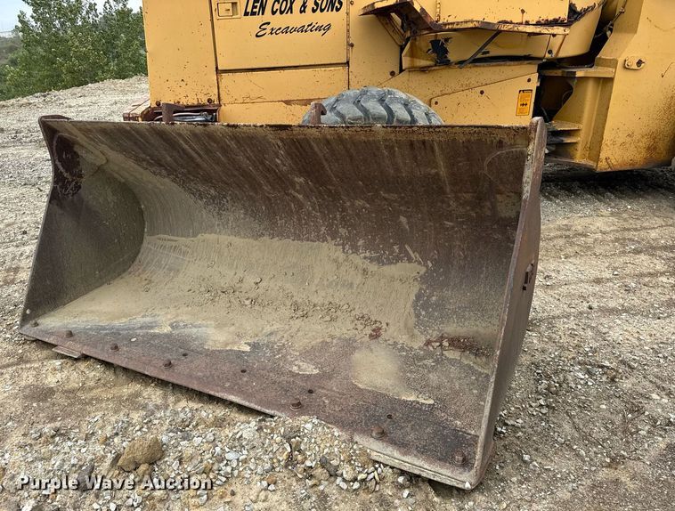 image for item DT2020 1988 John Deere 544E wheel loader