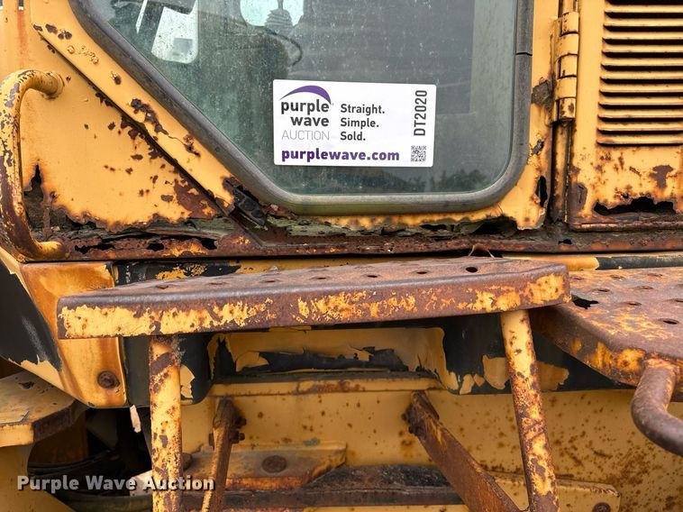 image for item DT2020 1988 John Deere 544E wheel loader