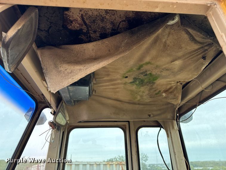 image for item DT2020 1988 John Deere 544E wheel loader