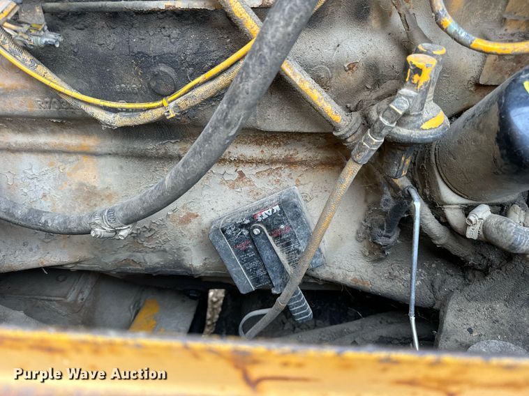 image for item DT2020 1988 John Deere 544E wheel loader