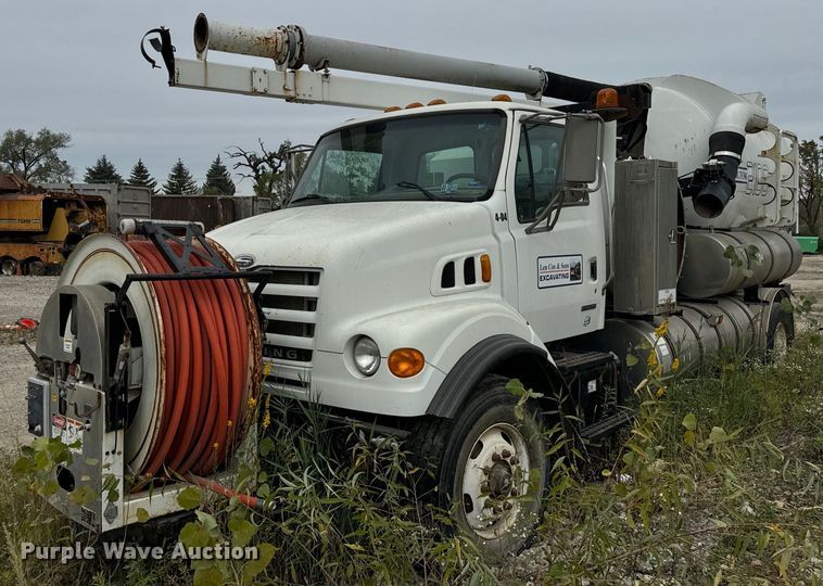 image for item DT2022 2004 Sterling  L-Line hydrovac truck
