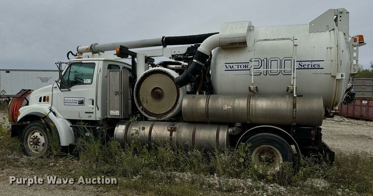 image for item DT2022 2004 Sterling  L-Line hydrovac truck