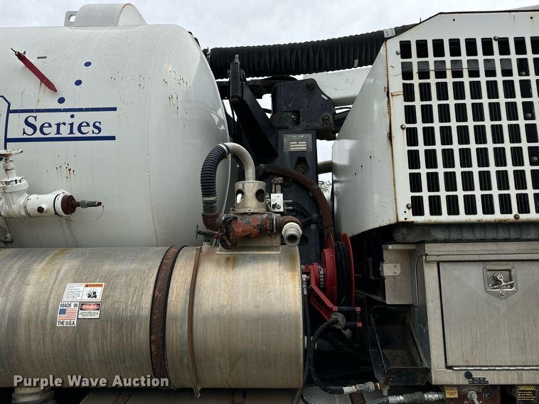 image for item DT2022 2004 Sterling  L-Line hydrovac truck