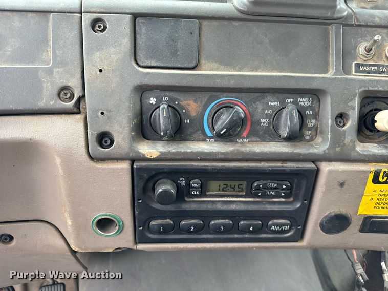 image for item DT2022 2004 Sterling  L-Line hydrovac truck