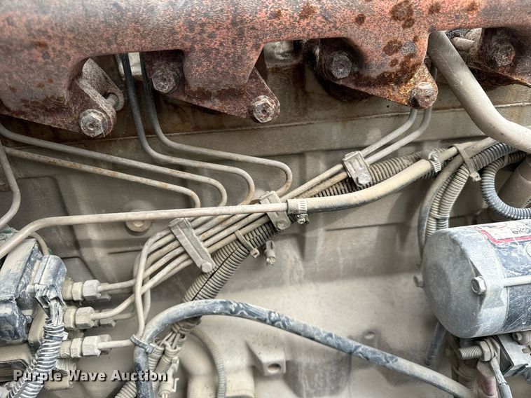 image for item DT2022 2004 Sterling  L-Line hydrovac truck