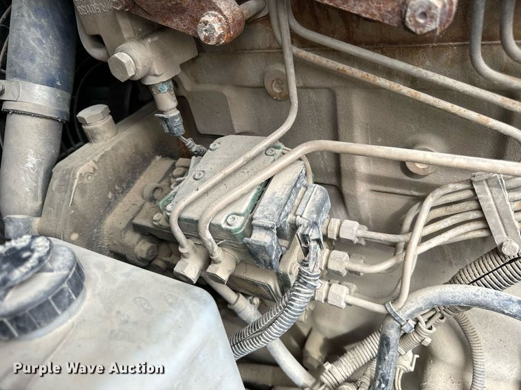 image for item DT2022 2004 Sterling  L-Line hydrovac truck