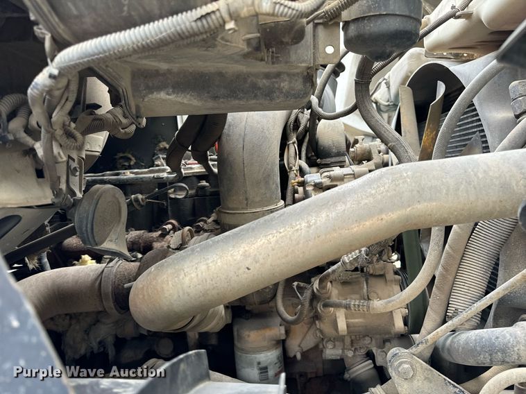 image for item DT2022 2004 Sterling  L-Line hydrovac truck