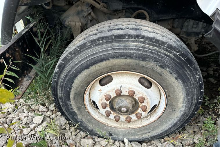 image for item DT2022 2004 Sterling  L-Line hydrovac truck