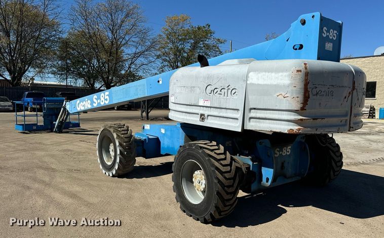 image for item DT2028 2004 Genie  S85 boom lift