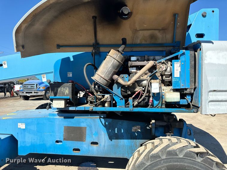 image for item DT2028 2004 Genie  S85 boom lift