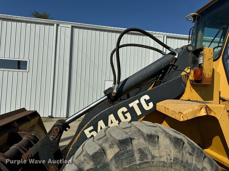 image for item DT2040 1996 John Deere  544G wheel loader