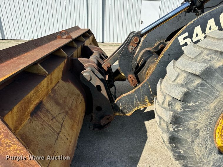 image for item DT2040 1996 John Deere  544G wheel loader
