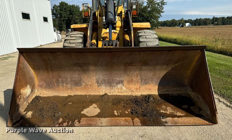 image for item DT2040 1996 John Deere  544G wheel loader