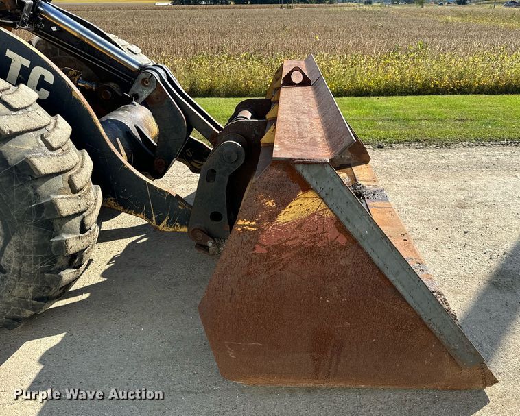 image for item DT2040 1996 John Deere  544G wheel loader