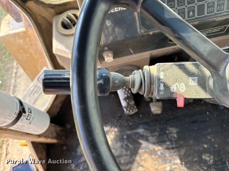 image for item DT2040 1996 John Deere  544G wheel loader