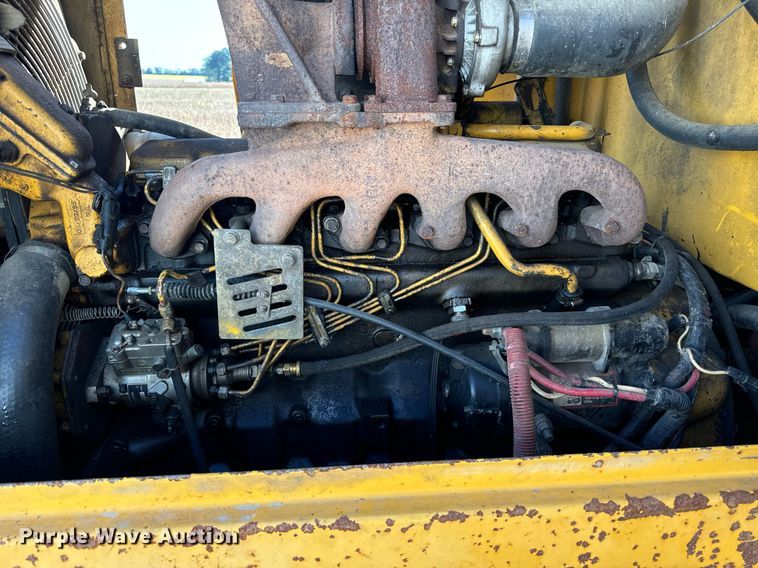 image for item DT2040 1996 John Deere  544G wheel loader