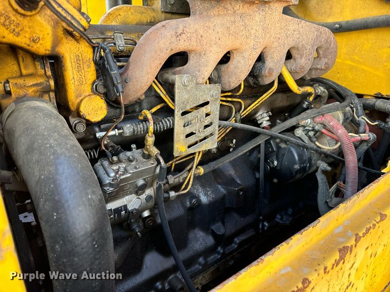 image for item DT2040 1996 John Deere  544G wheel loader