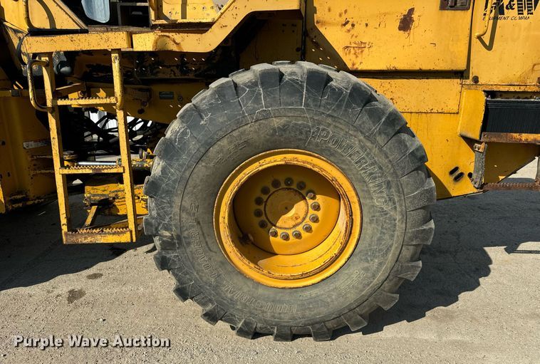 image for item DT2040 1996 John Deere  544G wheel loader