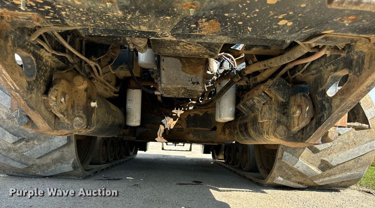 image for item DT2043 1994 Caterpillar  75C tractor