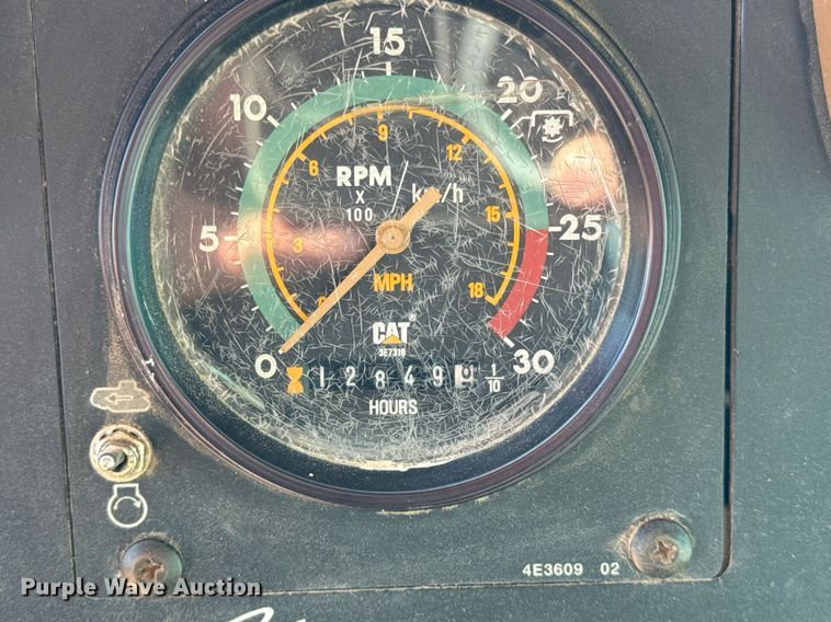 image for item DT2043 1994 Caterpillar  75C tractor