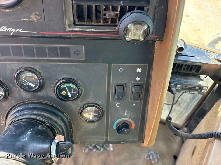 image for item DT2043 1994 Caterpillar  75C tractor