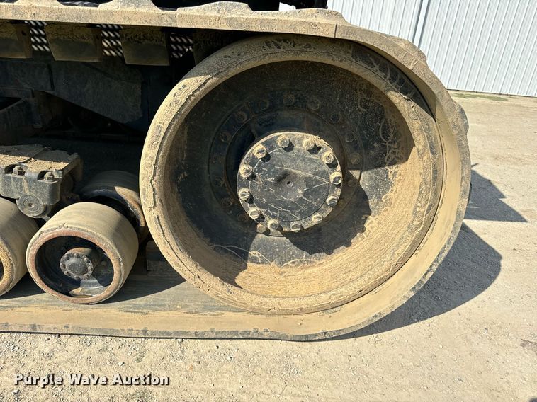 image for item DT2043 1994 Caterpillar  75C tractor