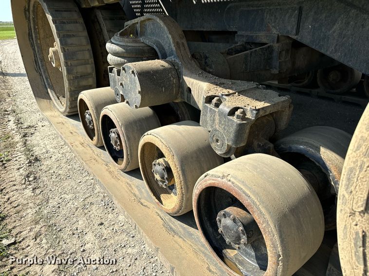 image for item DT2043 1994 Caterpillar  75C tractor