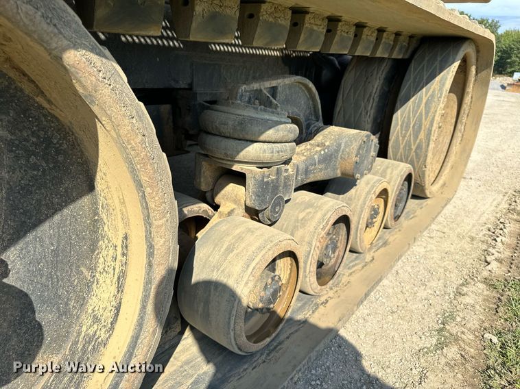 image for item DT2043 1994 Caterpillar  75C tractor