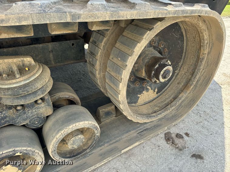 image for item DT2043 1994 Caterpillar  75C tractor