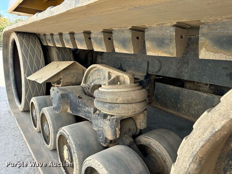 image for item DT2043 1994 Caterpillar  75C tractor