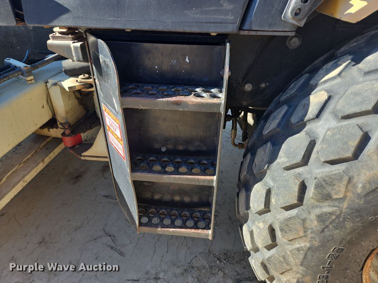 image for item DT5284 2006 Ingersoll-Rand SD-105DX TF single drum vibratory roller