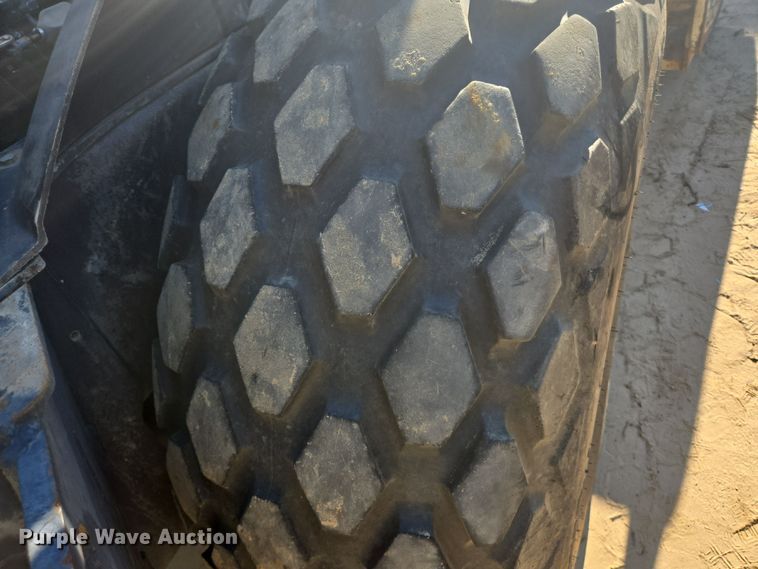 image for item DT5284 2006 Ingersoll-Rand SD-105DX TF single drum vibratory roller