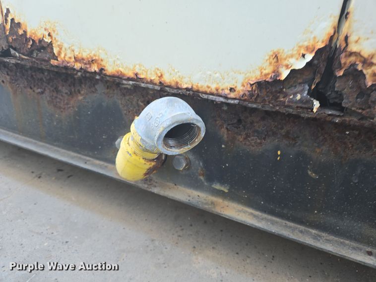 image for item DT5285 Generac  QT15068KNSN generator