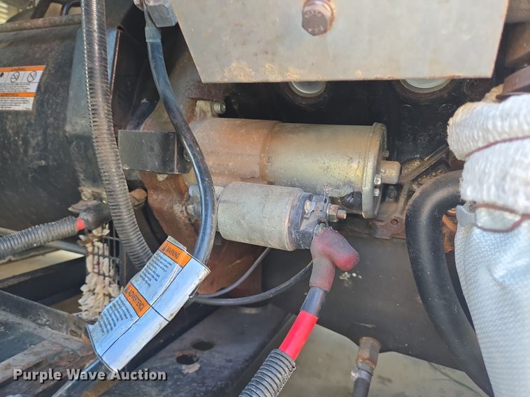 image for item DT5285 Generac  QT15068KNSN generator