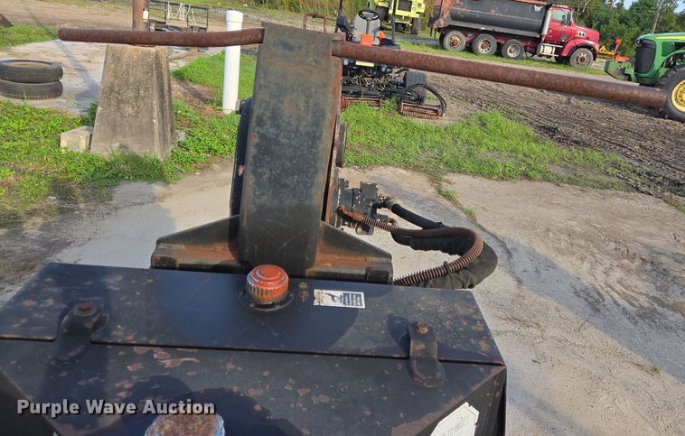 image for item DT5292 1999 Ditch Witch 410 SXD cable plow