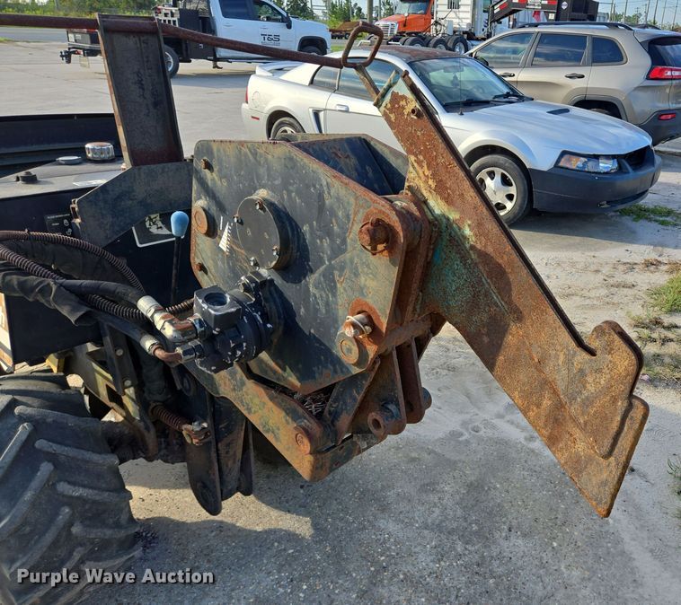 image for item DT5292 1999 Ditch Witch 410 SXD cable plow