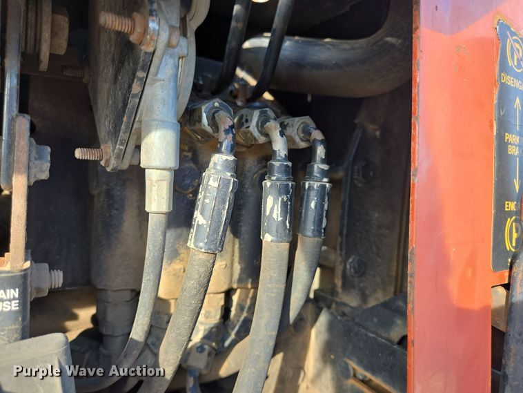 image for item DT5292 1999 Ditch Witch 410 SXD cable plow