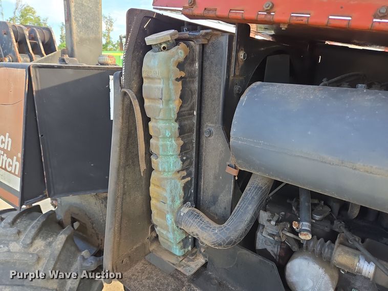 image for item DT5292 1999 Ditch Witch 410 SXD cable plow