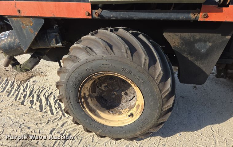 image for item DT5292 1999 Ditch Witch 410 SXD cable plow