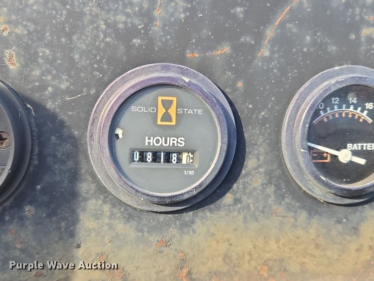 image for item DT5292 1999 Ditch Witch 410 SXD cable plow