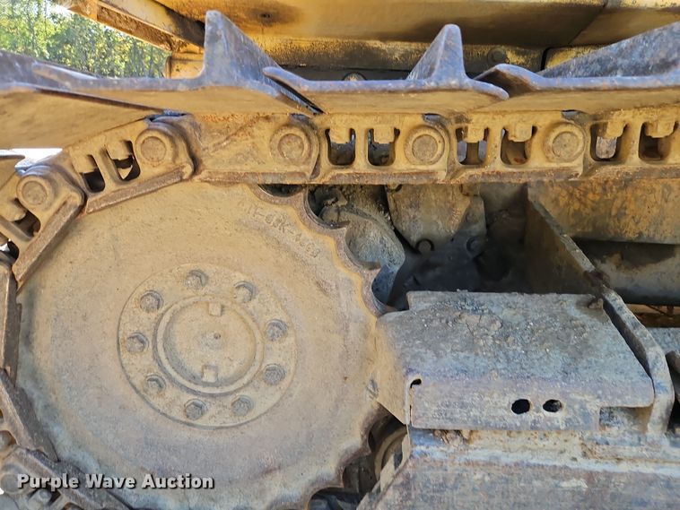 image for item DT7515 1995 John Deere 550G dozer